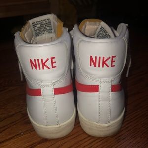 RED NIKE BLAZERS Womens 7.5